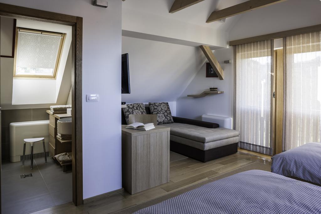 Guest House Kalska Domacija Semic ห้อง รูปภาพ